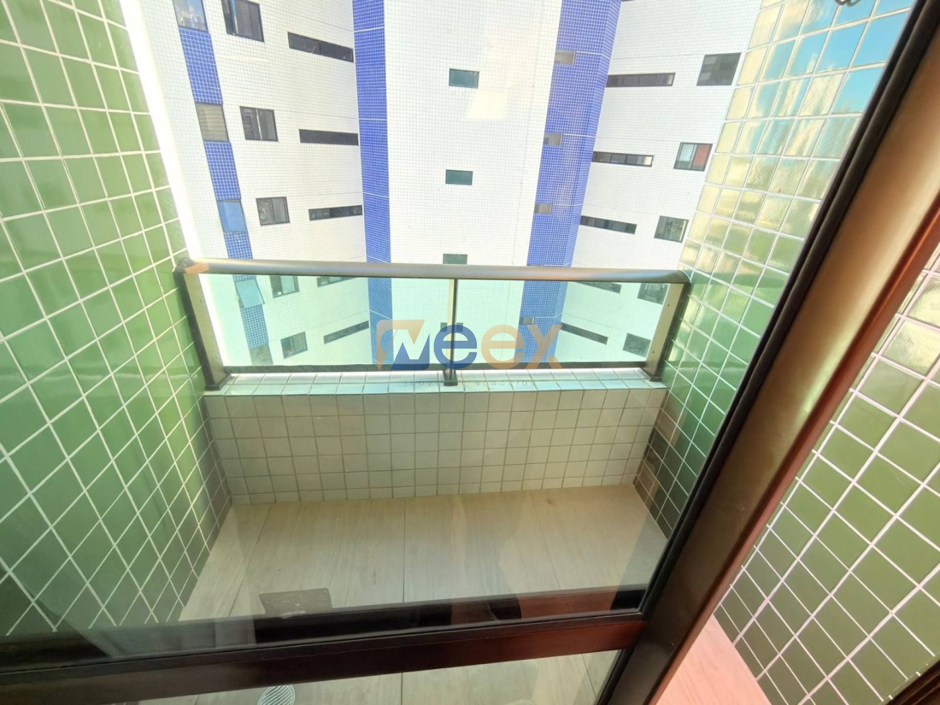 Apartamento Para Vender com 1 quartos 1 suítes no bairro Boa Viagem em Recife