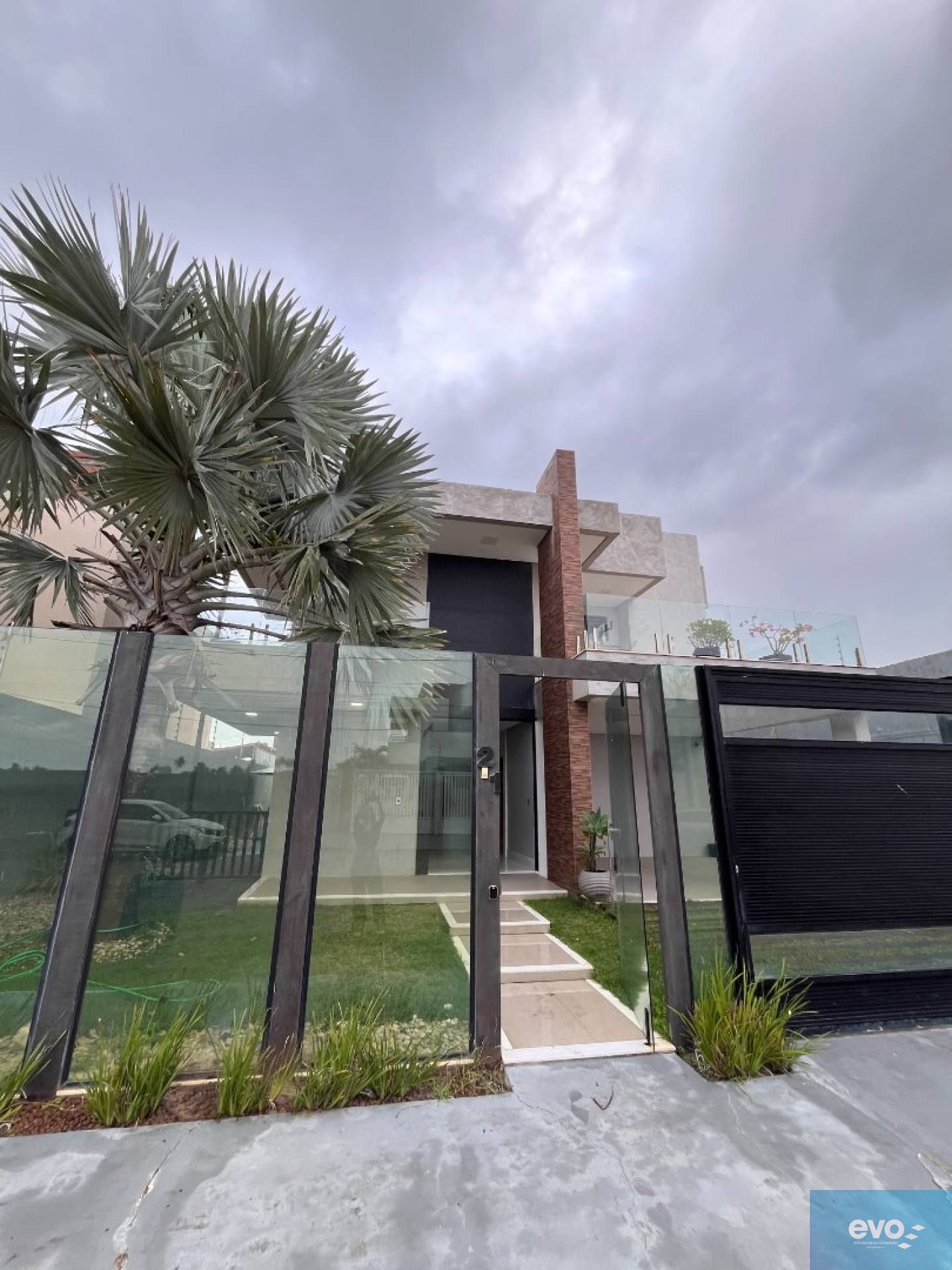 Casa de Alto Padrão à Venda no Loteamento Bonanza – Aruana, Aracaju/SE