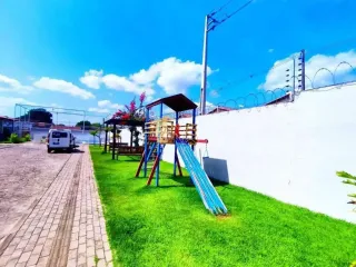 Casa de Condomínio Para Vender com 2 quartos no bairro Santa Maria em Teresina