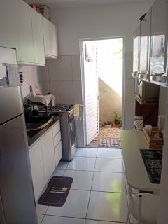 Casa de Condomínio Para Vender com 2 quartos no bairro Santa Maria em Teresina