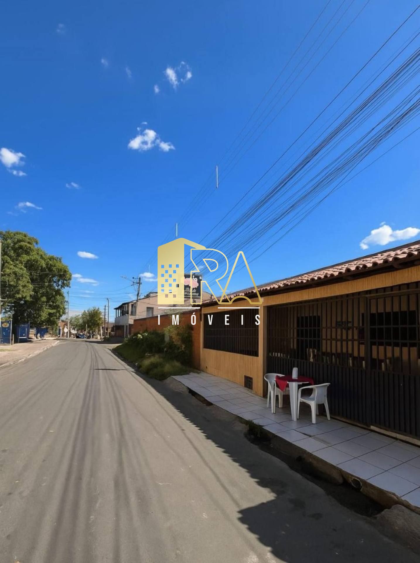 Casa Para Vender com 3 quartos no bairro Planalto Uruguai em Teresina