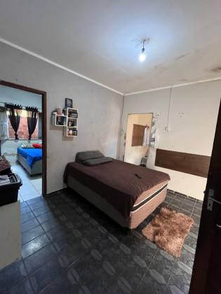 Casa Para Vender com 3 quartos no bairro Planalto Uruguai em Teresina