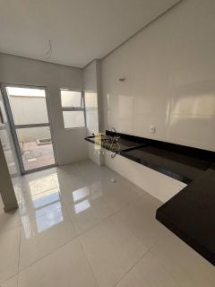 Casa de Condomínio Para Vender com 3 quartos 3 suítes no bairro Morros em Teresina