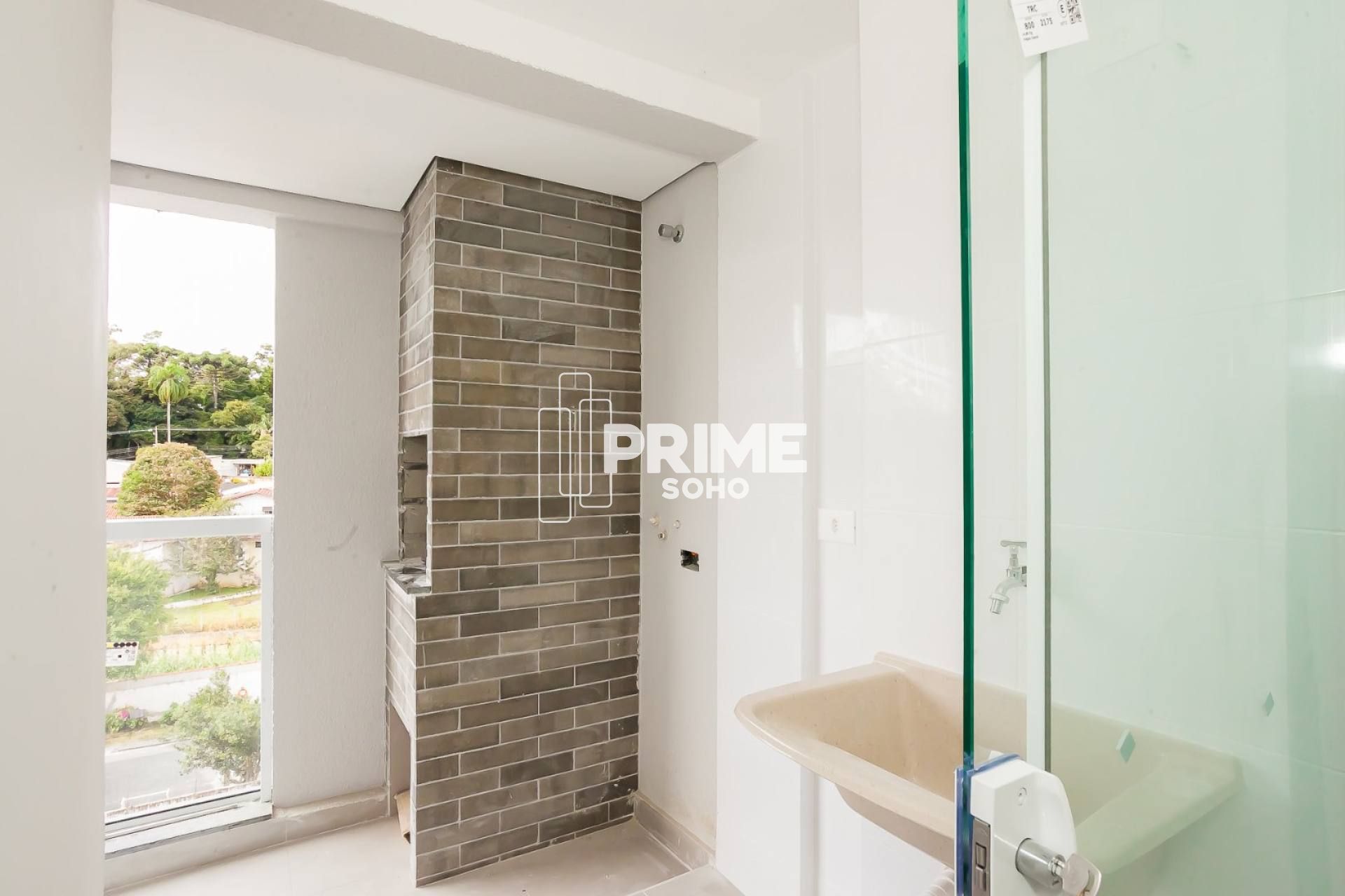 Apartamento com 2 quartos próximo ao Parque Bacacheri