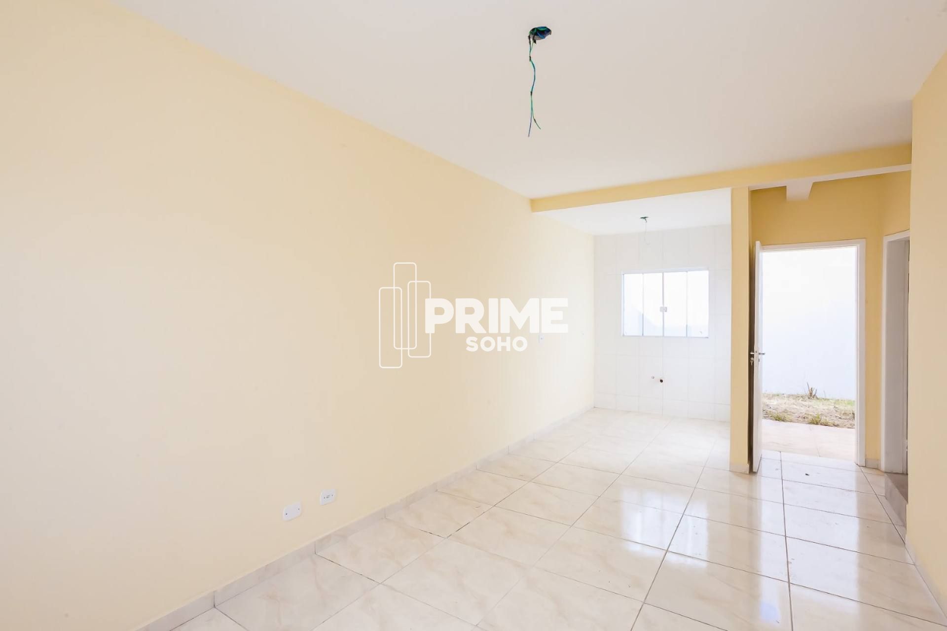 Sobrados com 3 Quartos e Suíte Ampla no Sítio Cercado