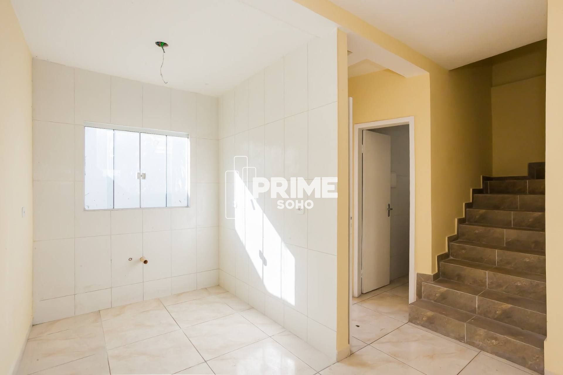 Sobrados com 3 Quartos e Suíte Ampla no Sítio Cercado