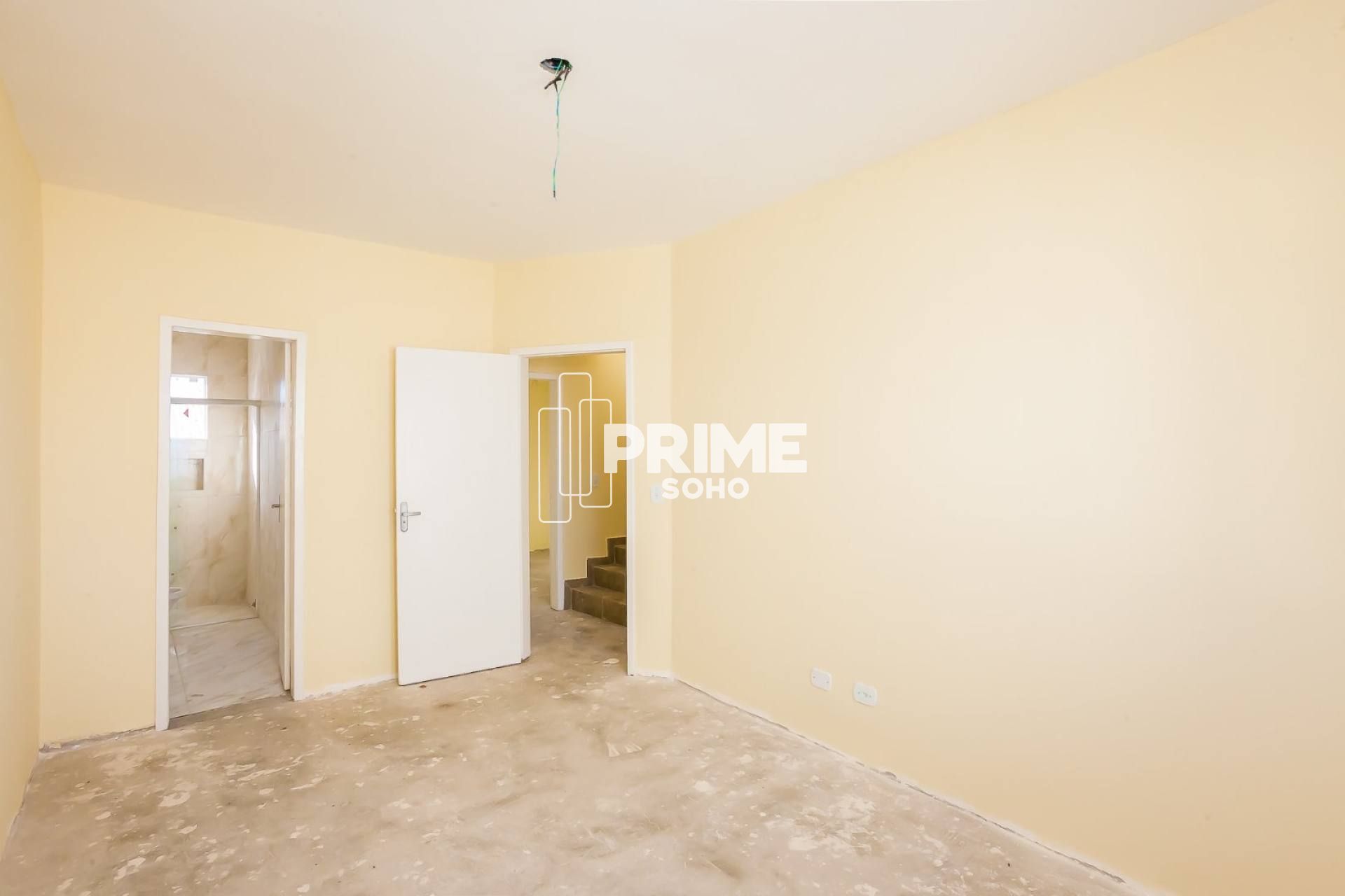 Sobrados com 3 Quartos e Suíte Ampla no Sítio Cercado