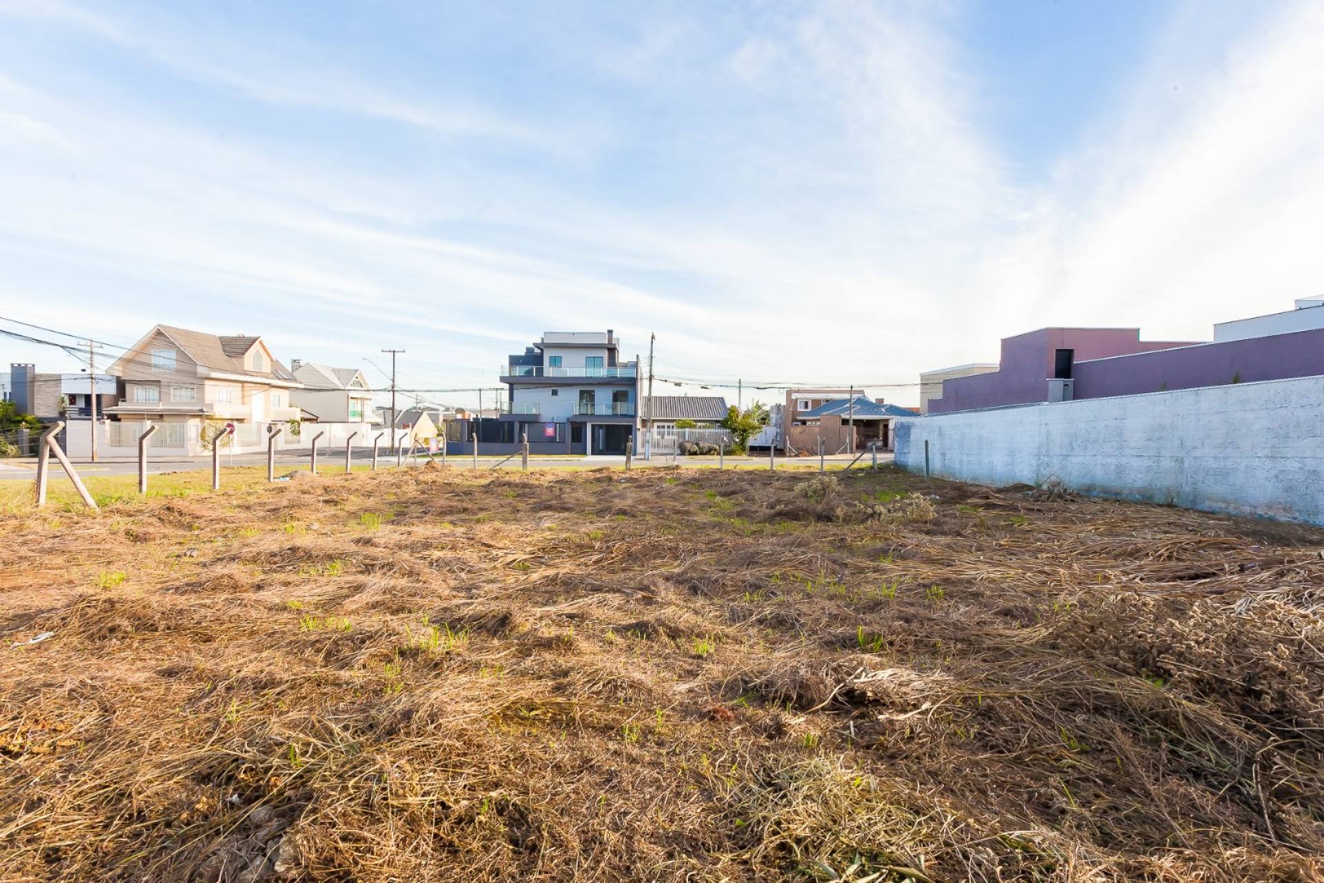 Terreno ZR3 com 955m²