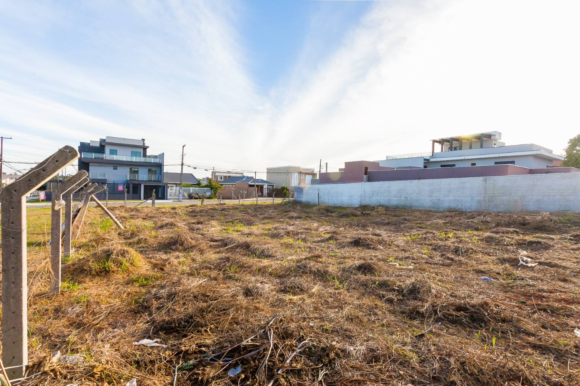 Terreno ZR3 com 955m²