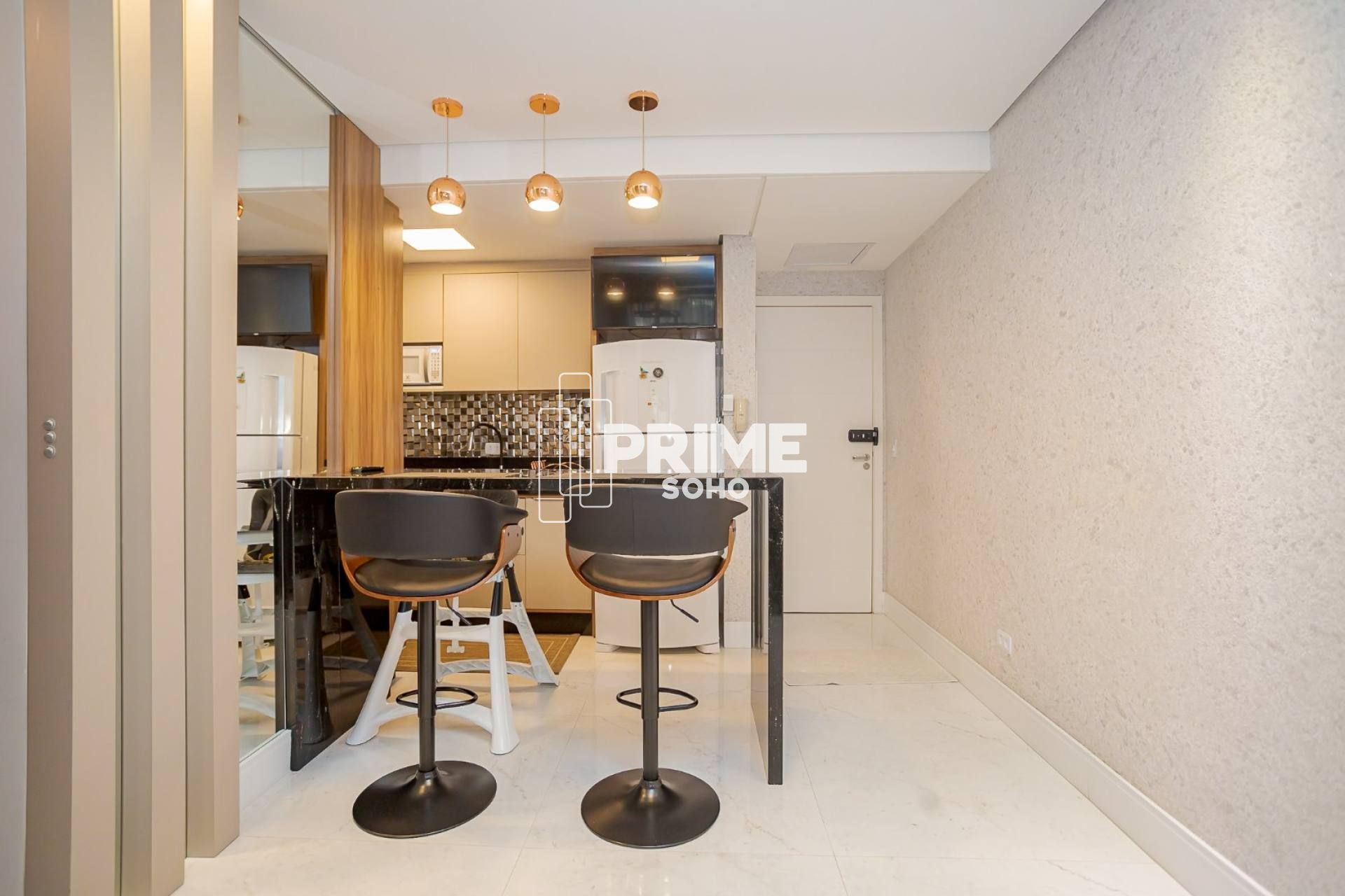 Apartamento Duplex Mobiliado com Espaço Gourmet no Uberaba