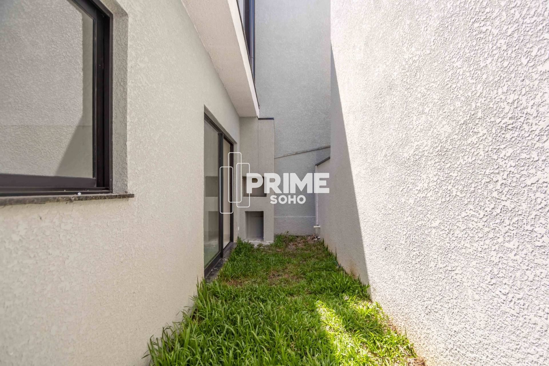 Sobrado com 3 Quartos Próximo ao Museu Oscar Niemeyer