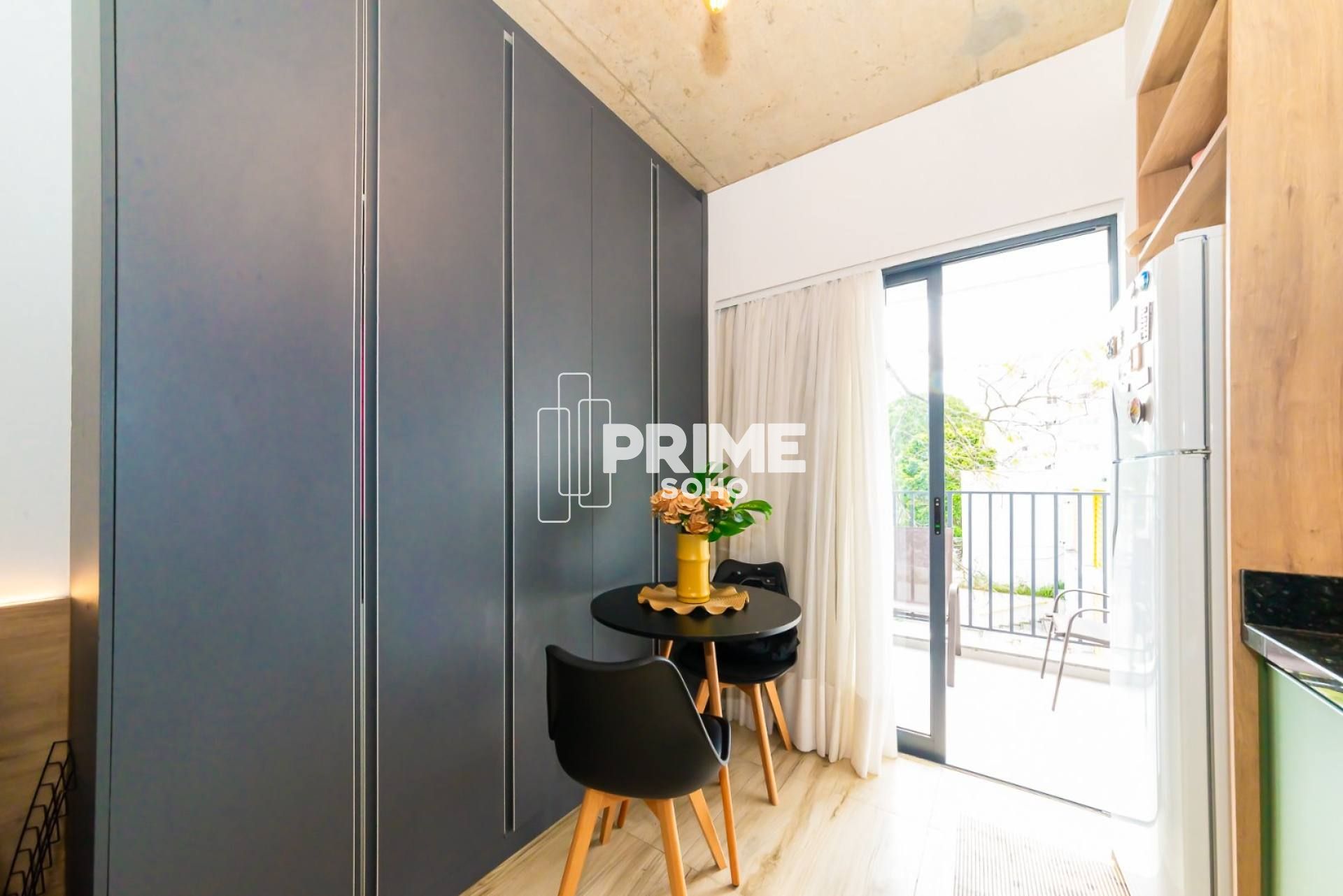 Studio Porteira Fechada com Vaga de Garagem Pronto para Morar ou Investir