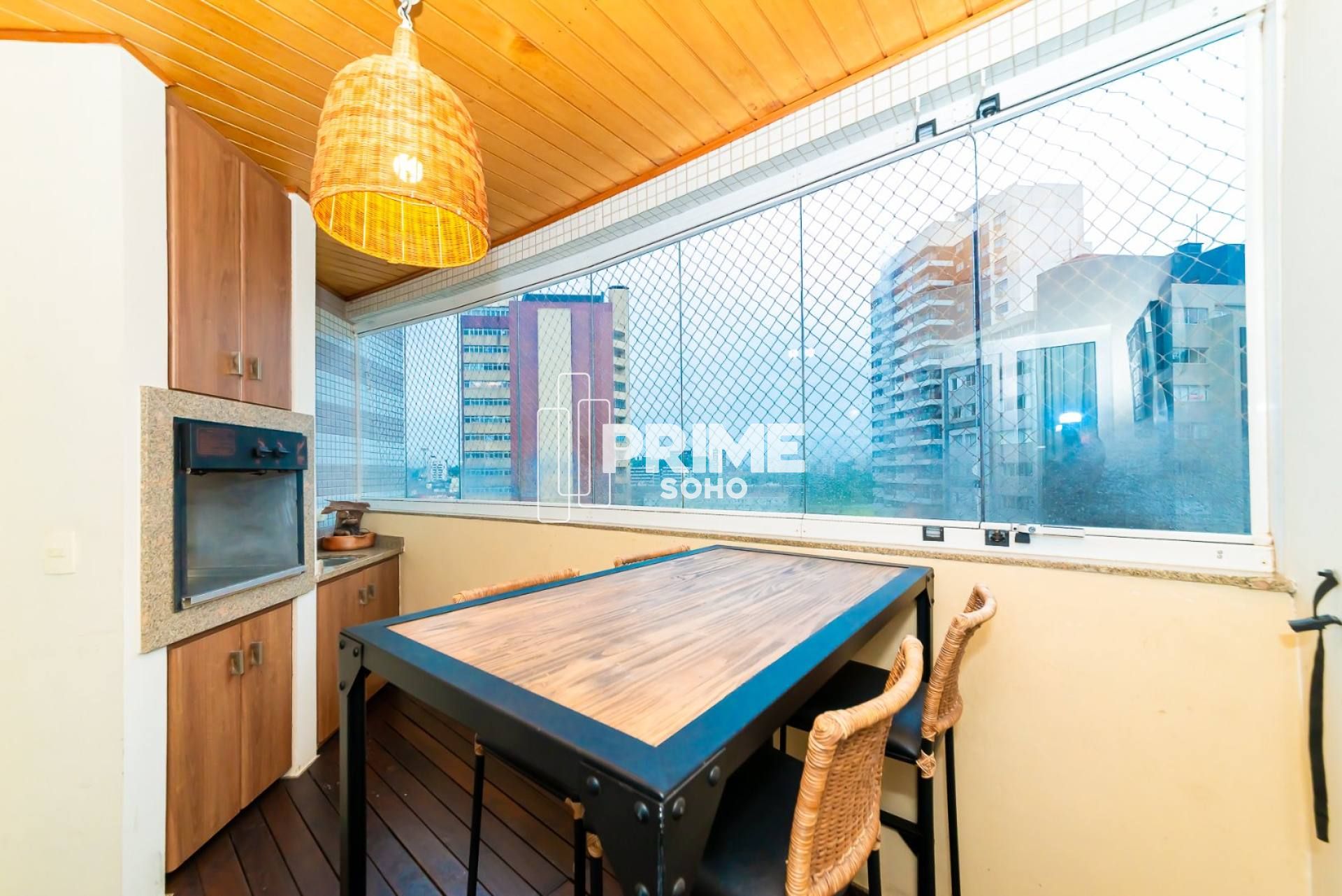 Apartamento com 3 Quartos e 2 Vagas no Cabral