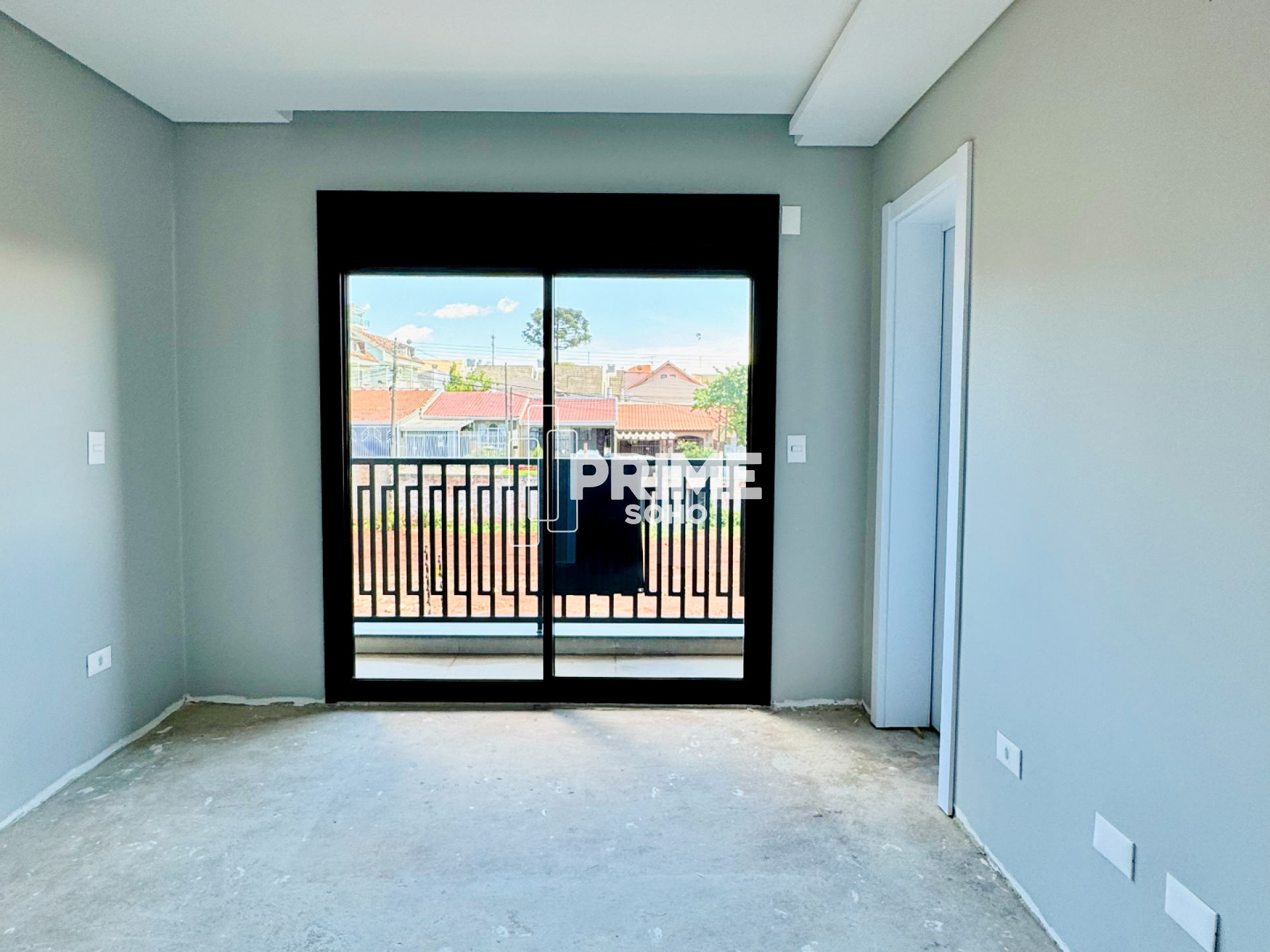 Sobrado Duplex com 3 Quartos e Espaço Gourmet no Hauer