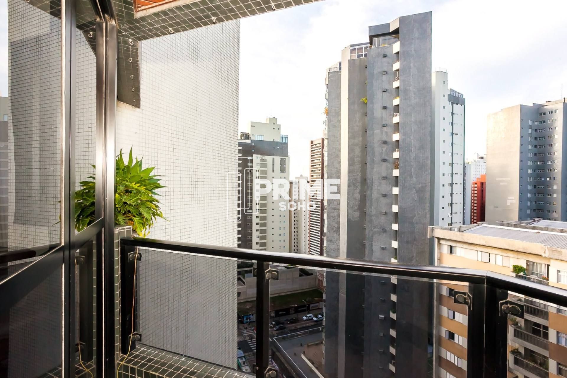 Apartamento com 2 Suítes e Espaço Gourmet no Batel