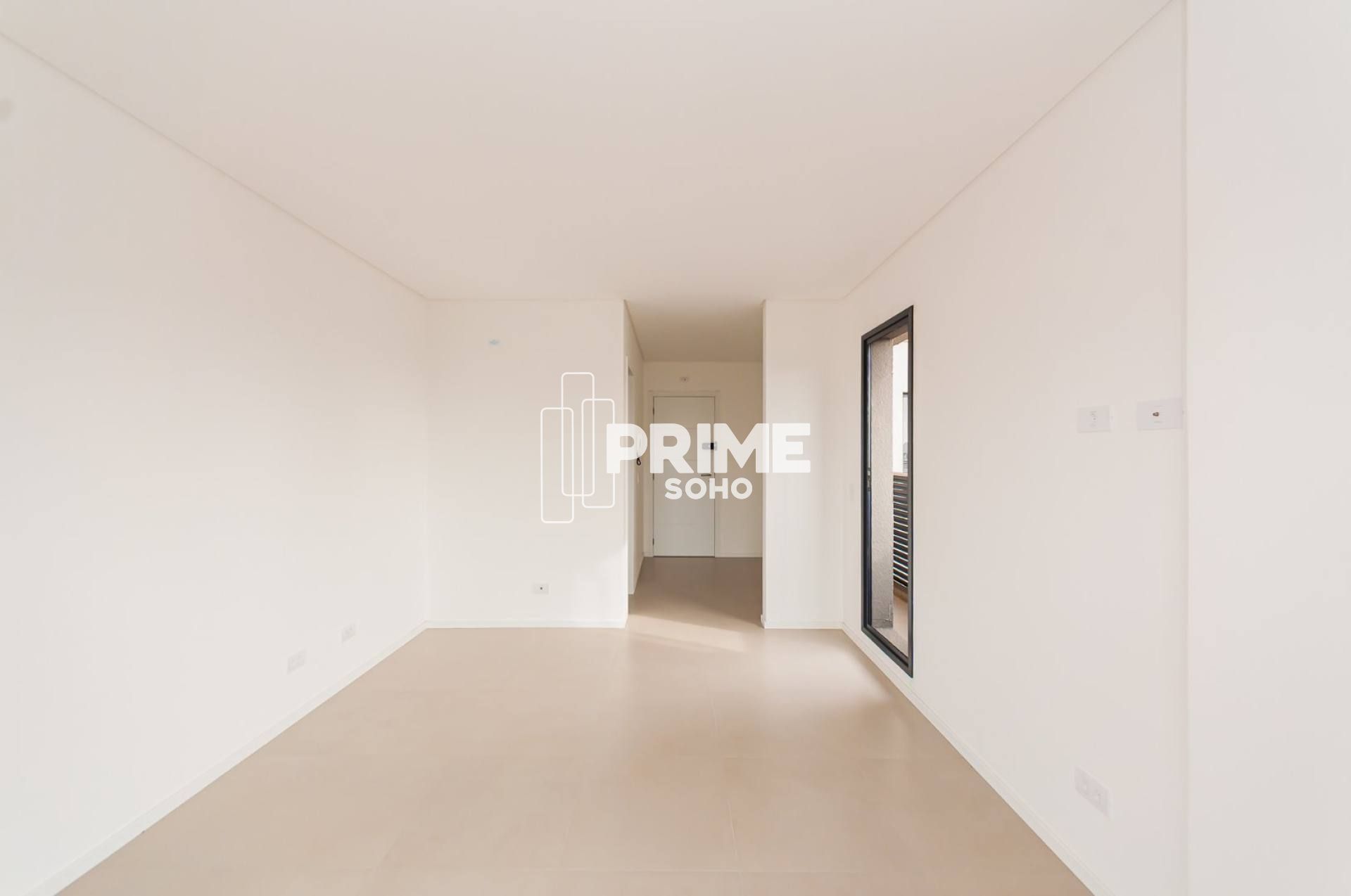Studio Pronto para Morar ou Investir no Centro de Curitiba