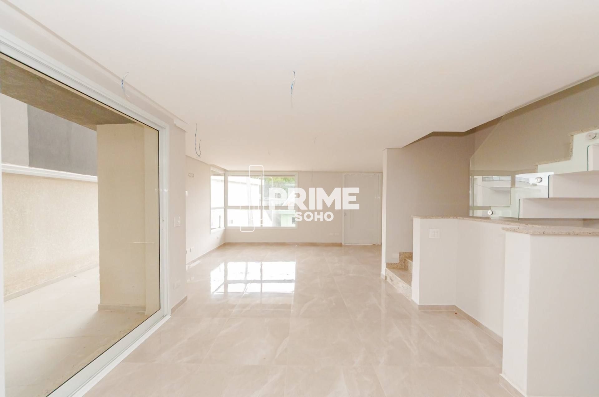 Casa à venda em Condomínio Clube com 3 Quartos, Suíte e Terraço