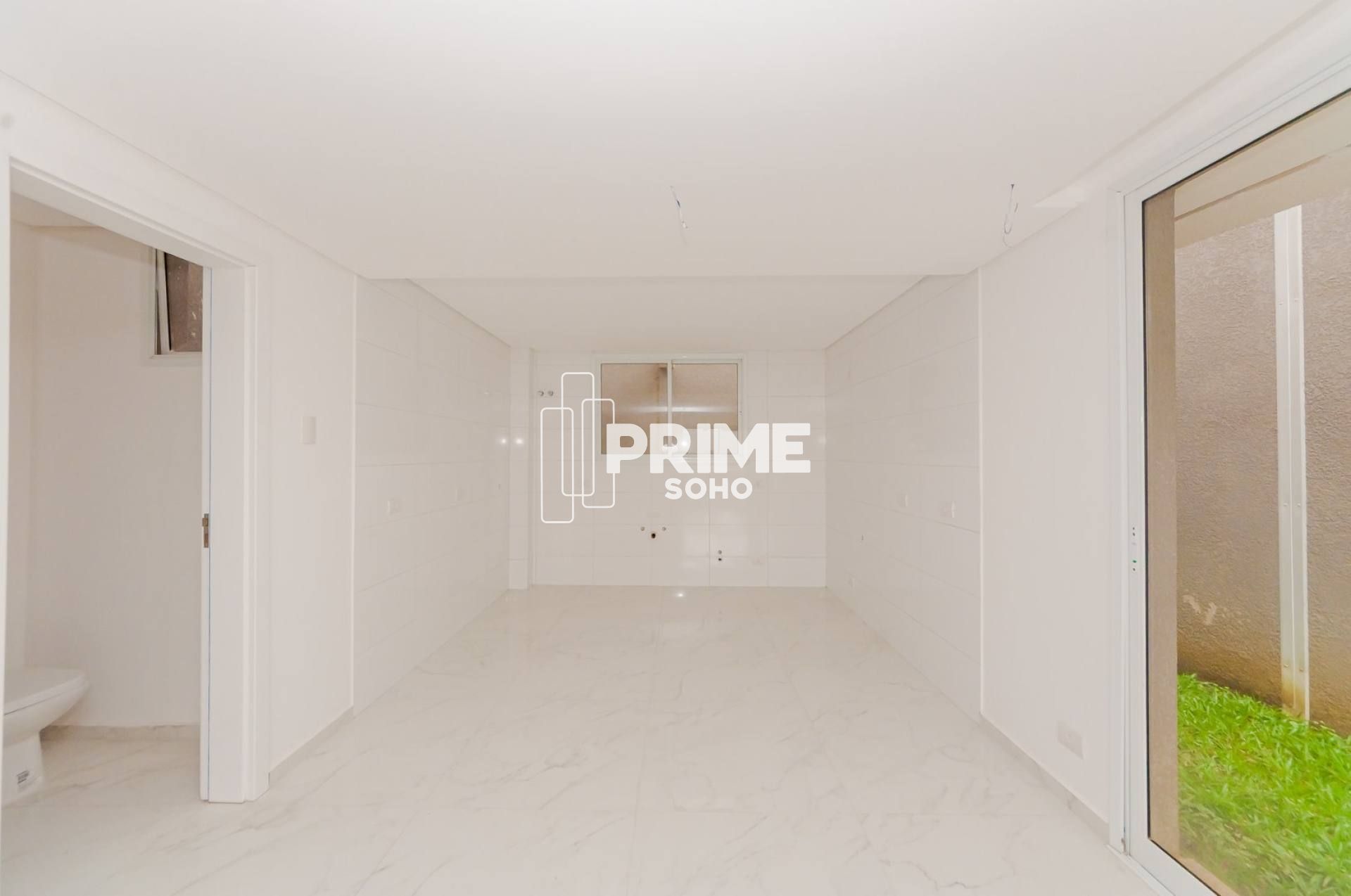 Casa em Condomínio com 3 Quartos, Espaço Gourmet e Terraço Privativo