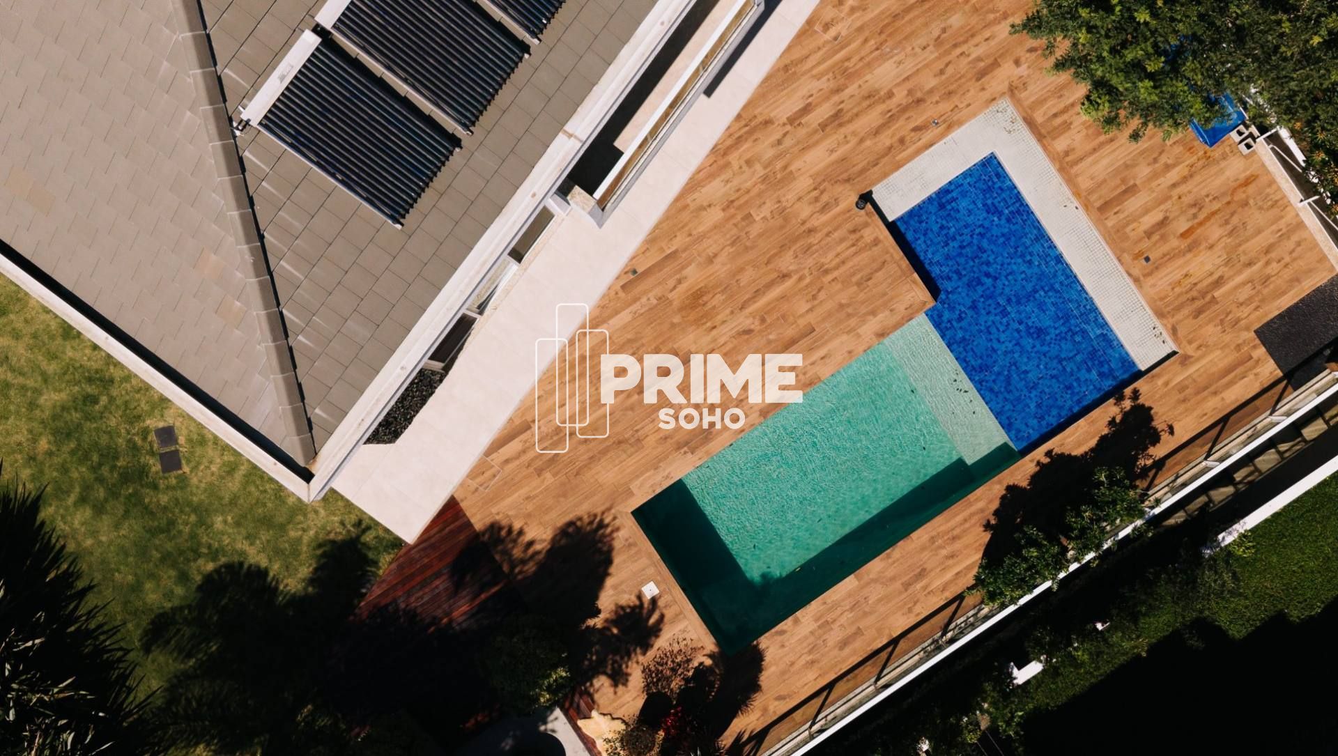 Casa em condomínio à venda com 430m², 4 suítes e terreno de 1.228m²