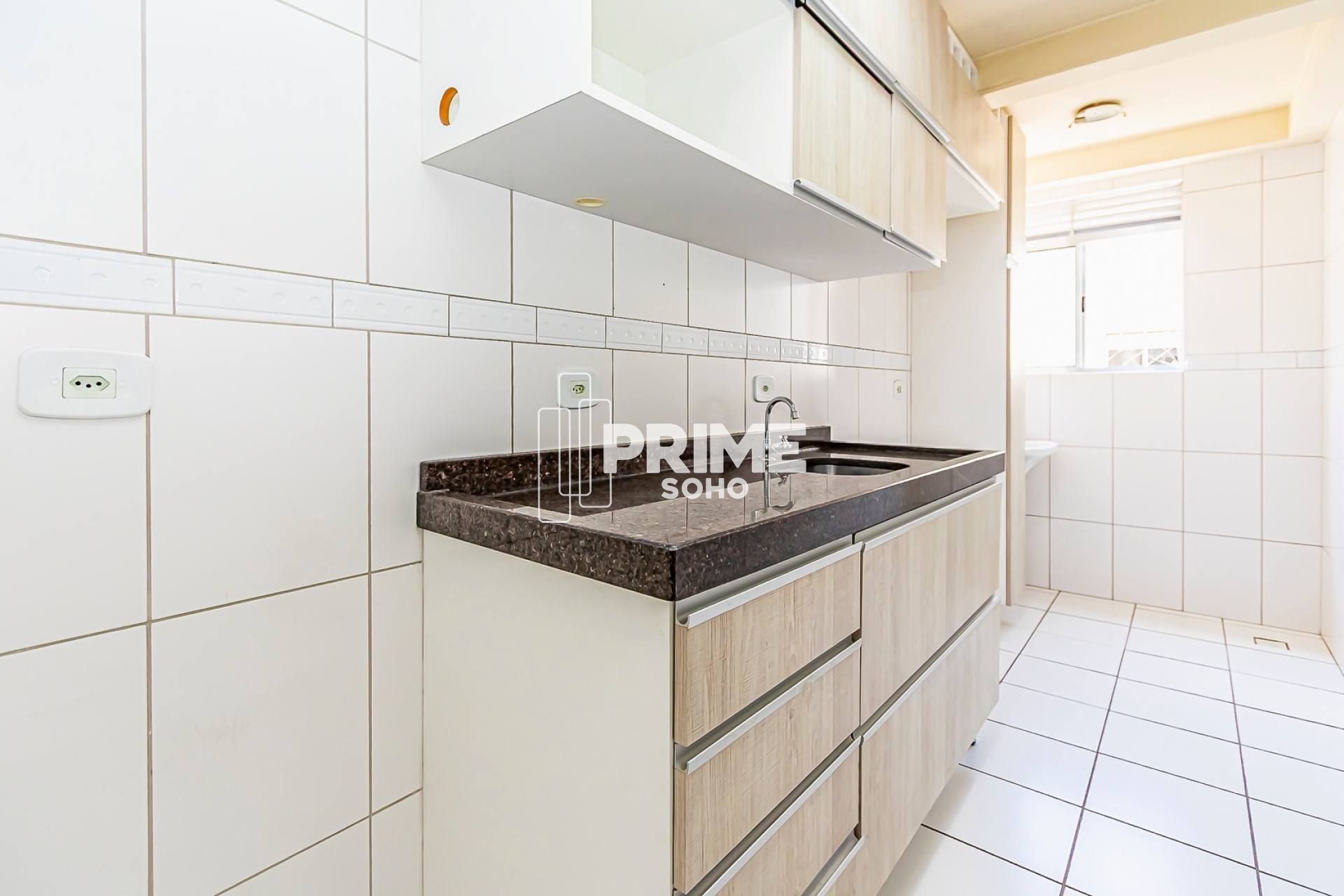 APARTAMENTO COM 2 QUARTOS, 50M², 1 VAGA NO PINHEIRINHO