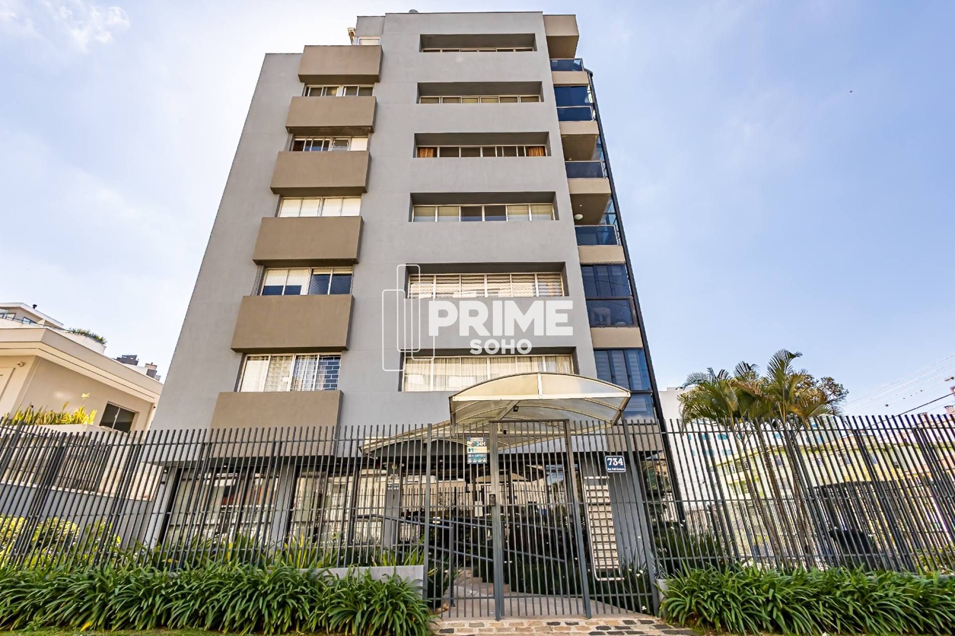 Apartamento ao Lado do Clube Curitibano