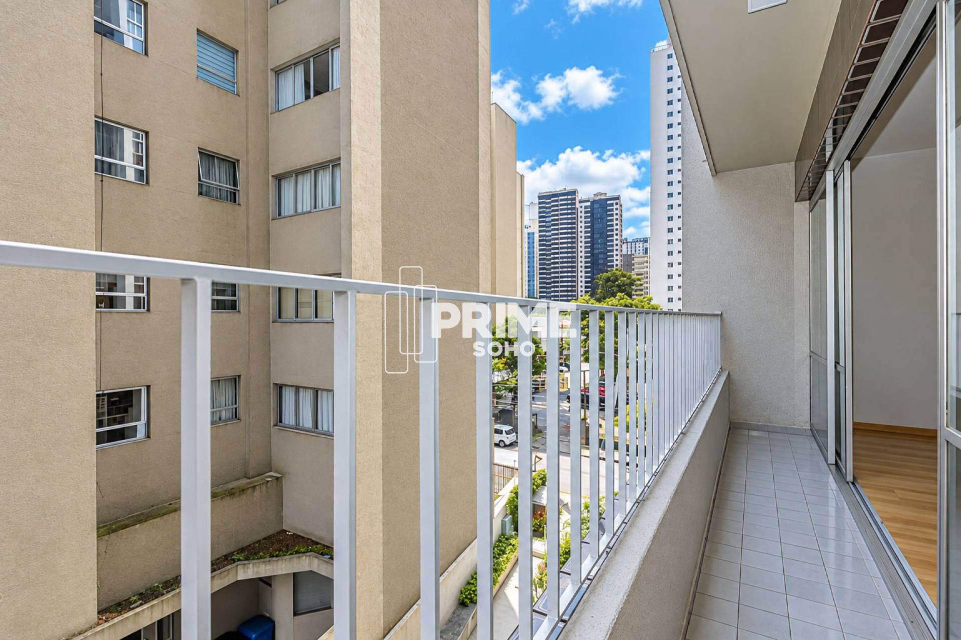 APARTAMENTO À VENDA NO BATEL - 4 DORMITÓRIOS - SUÍTE - 1 VAGA DE GARAGEM
