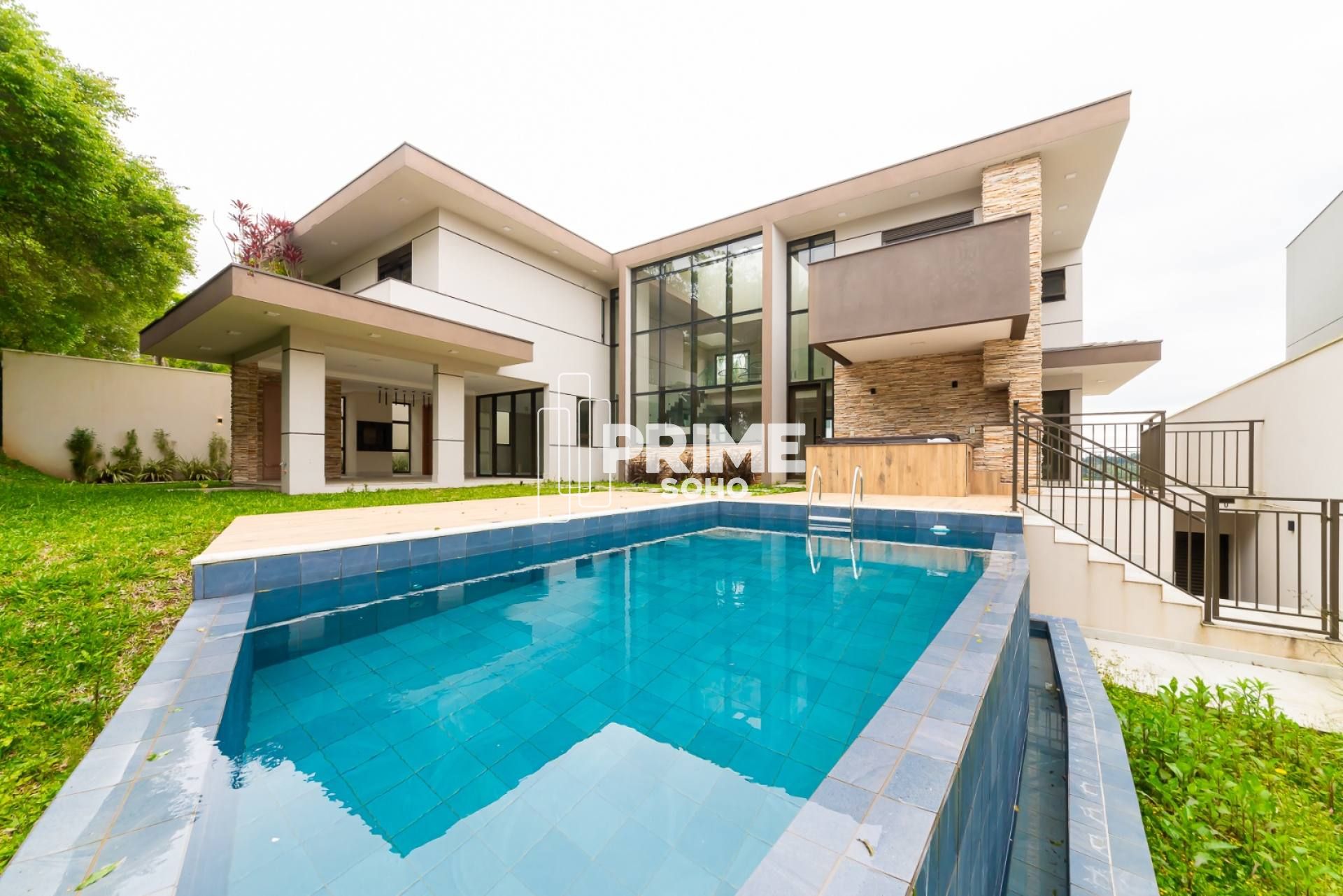 CASA EM CONDOMÍNIO COM 5 QUARTOS, 568M², 6 VAGAS NO ECOVILLE