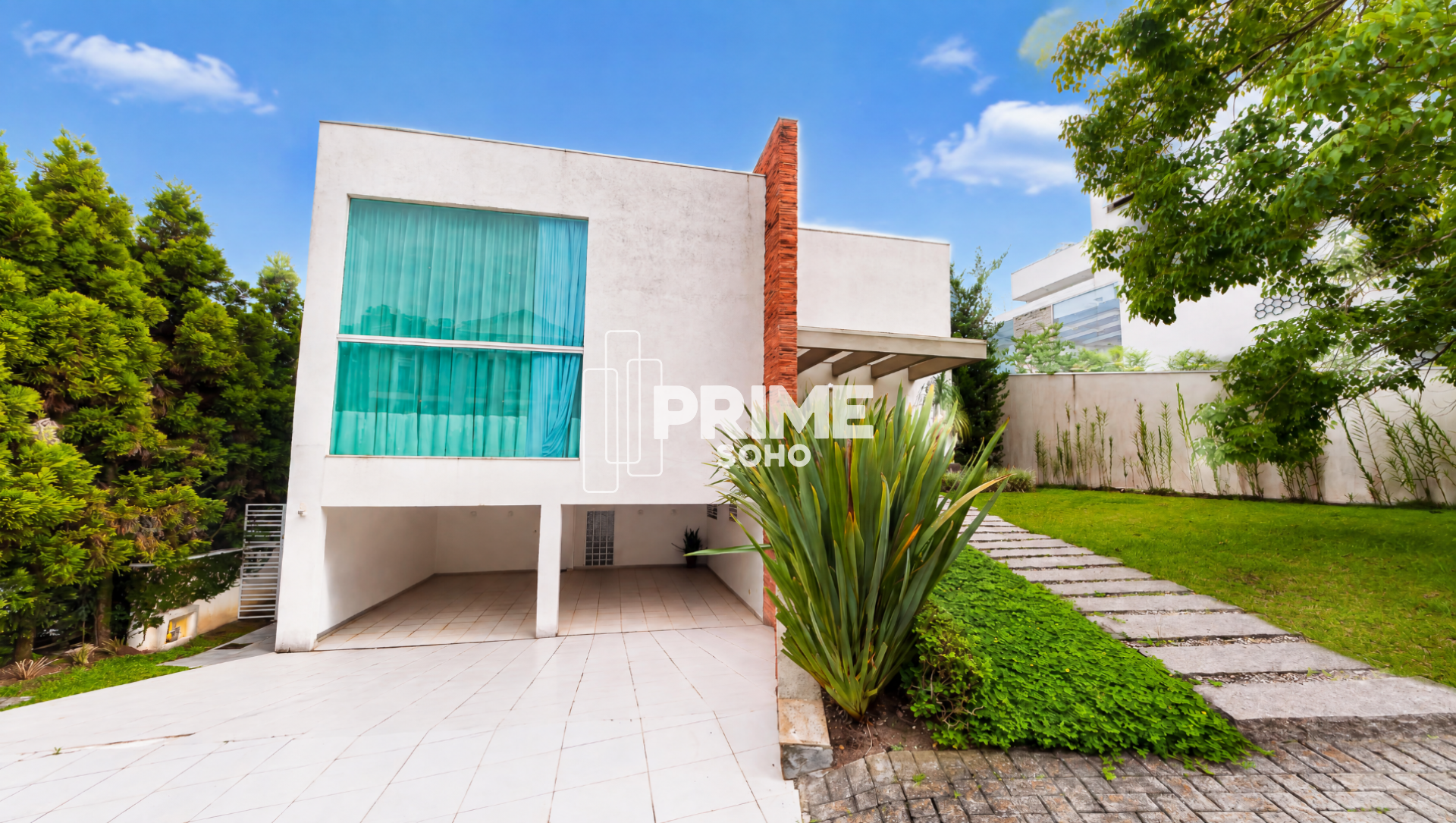 CASA Á VENDA EM CONDOMÍNIO COM 5 QUARTOS, 476M², 4 VAGAS NO CAMPO COMPRIDO