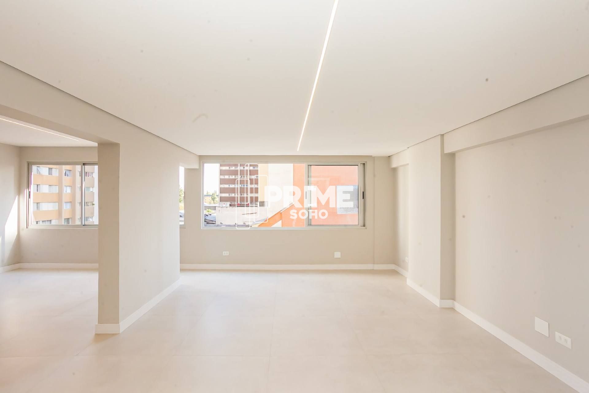 Apartamento todo reformado - 3 Quartos - Suíte - 1 Vaga de garagem