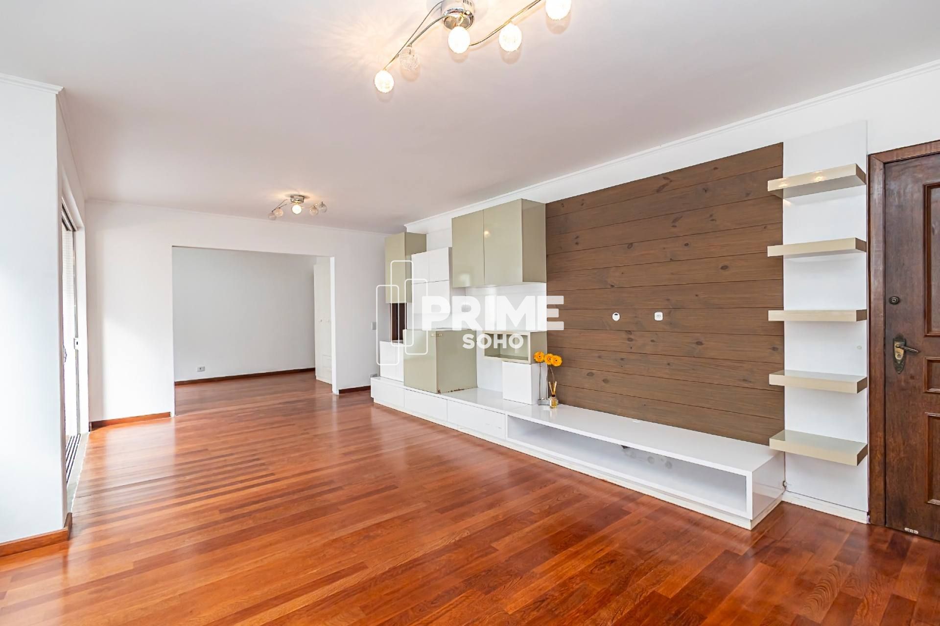 APARTAMENTO Á VENDA COM 3 QUARTOS, 140M², 1 VAGA NO BATEL