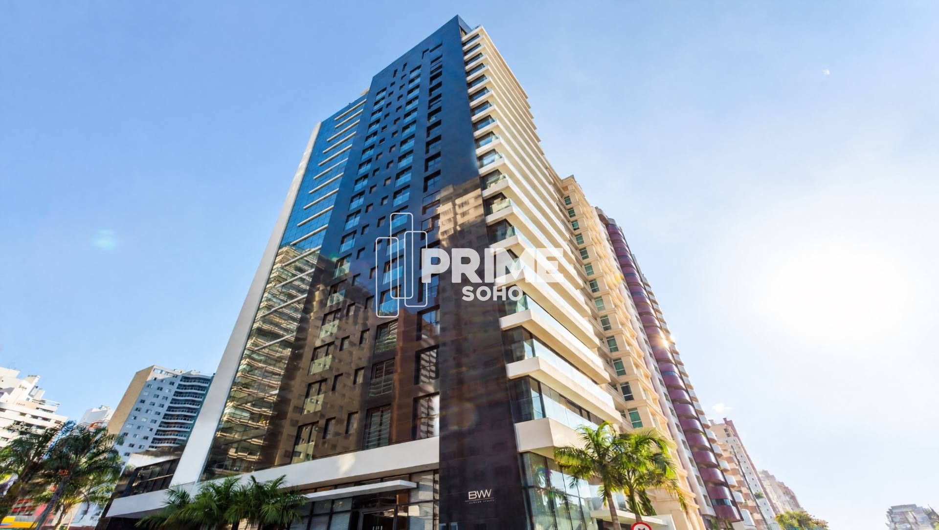 APARTAMENTO À VENDA COM 4 QUARTOS, 263M², 3 VAGAS NO BATEL