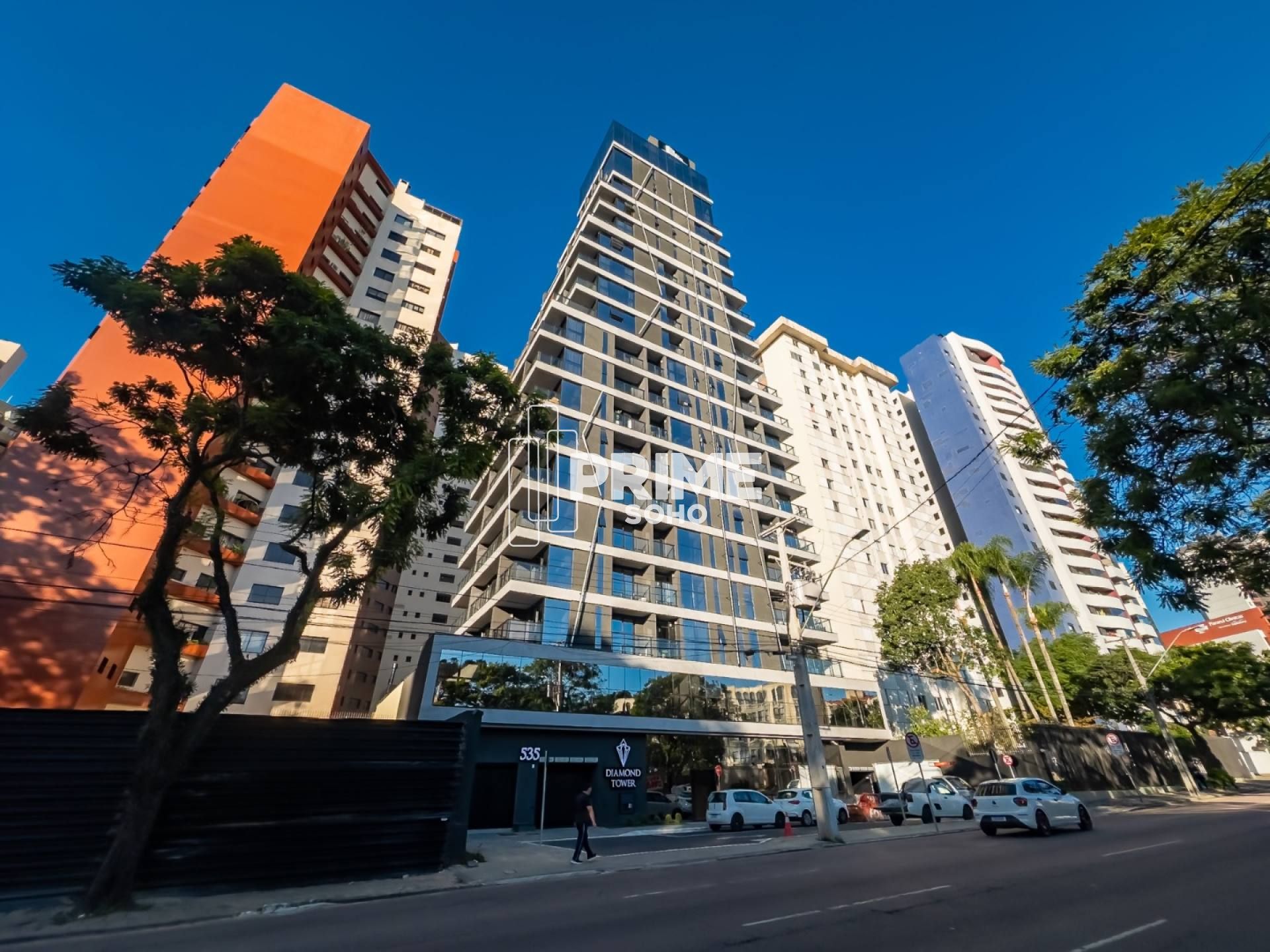 STUDIO À VENDA COM 19M² NO BATEL