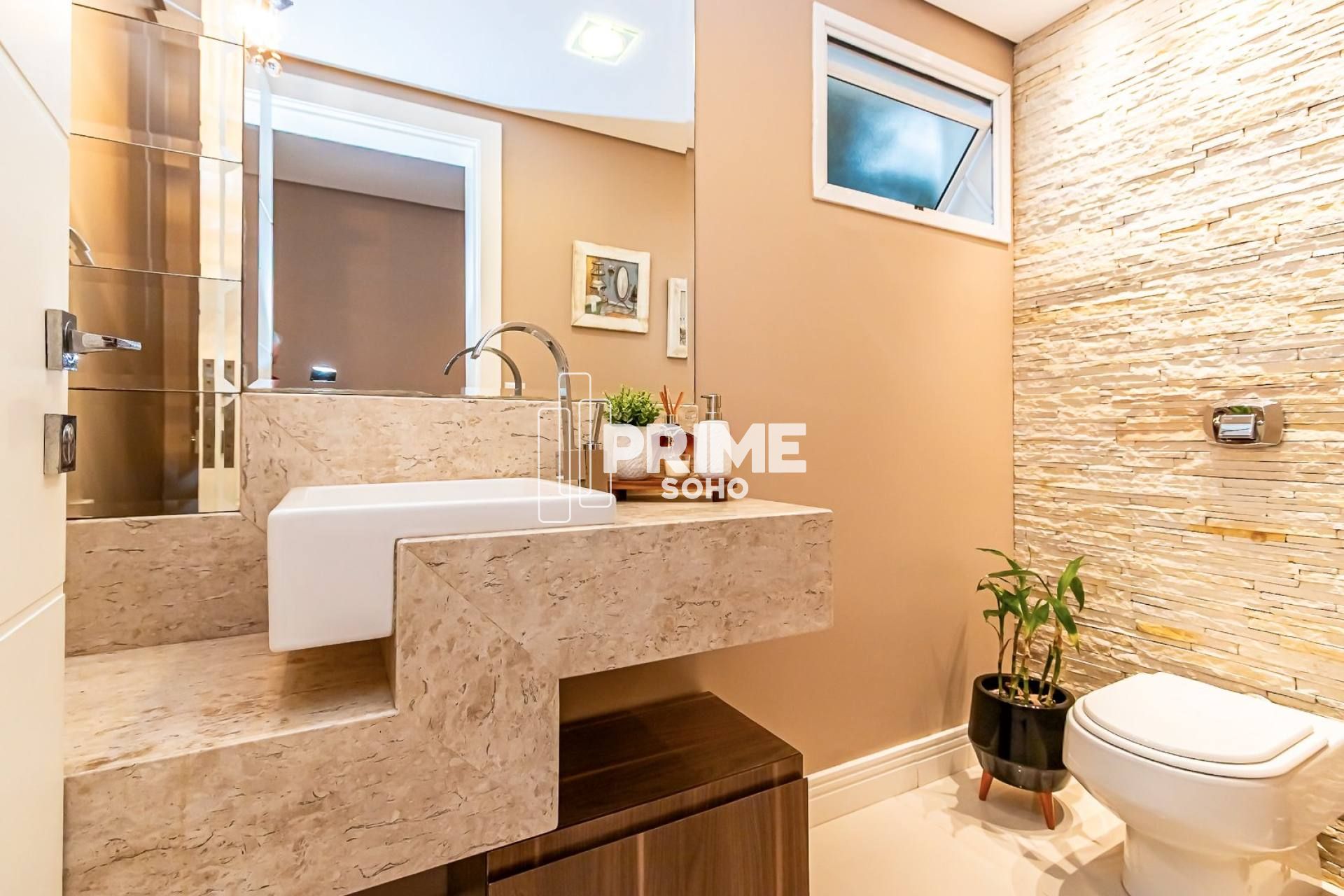 CASA À VENDA EM CONDOMÍNIO COM 3 SUÍTES, 380M² E 6 VAGAS NO CAMPO COMPRIDO