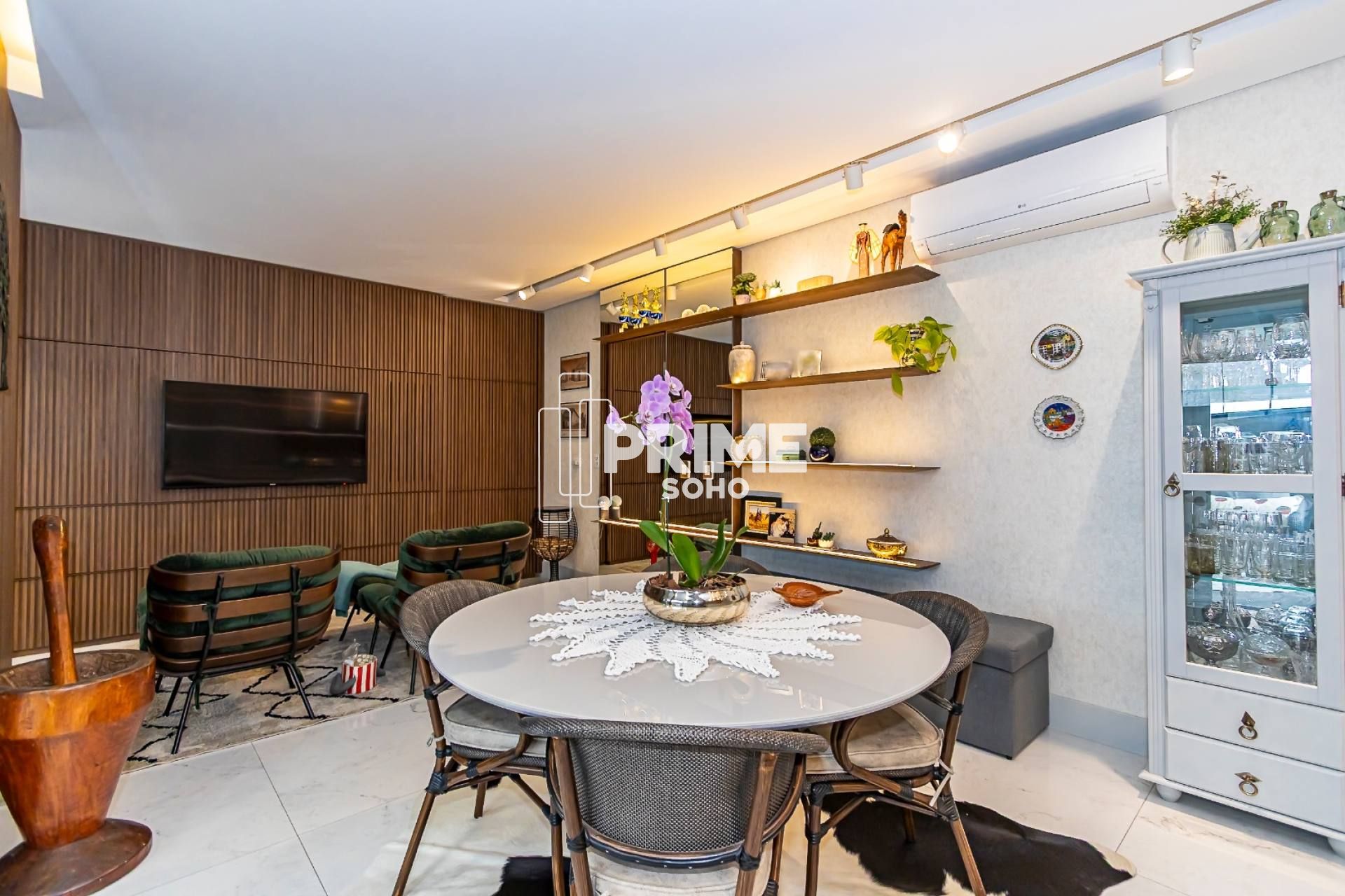 APARTAMENTO GARDEN À VENDA COM 2 QUARTOS, 92M² PRIVATIVOS E 2 VAGAS NO HUGO LANGE