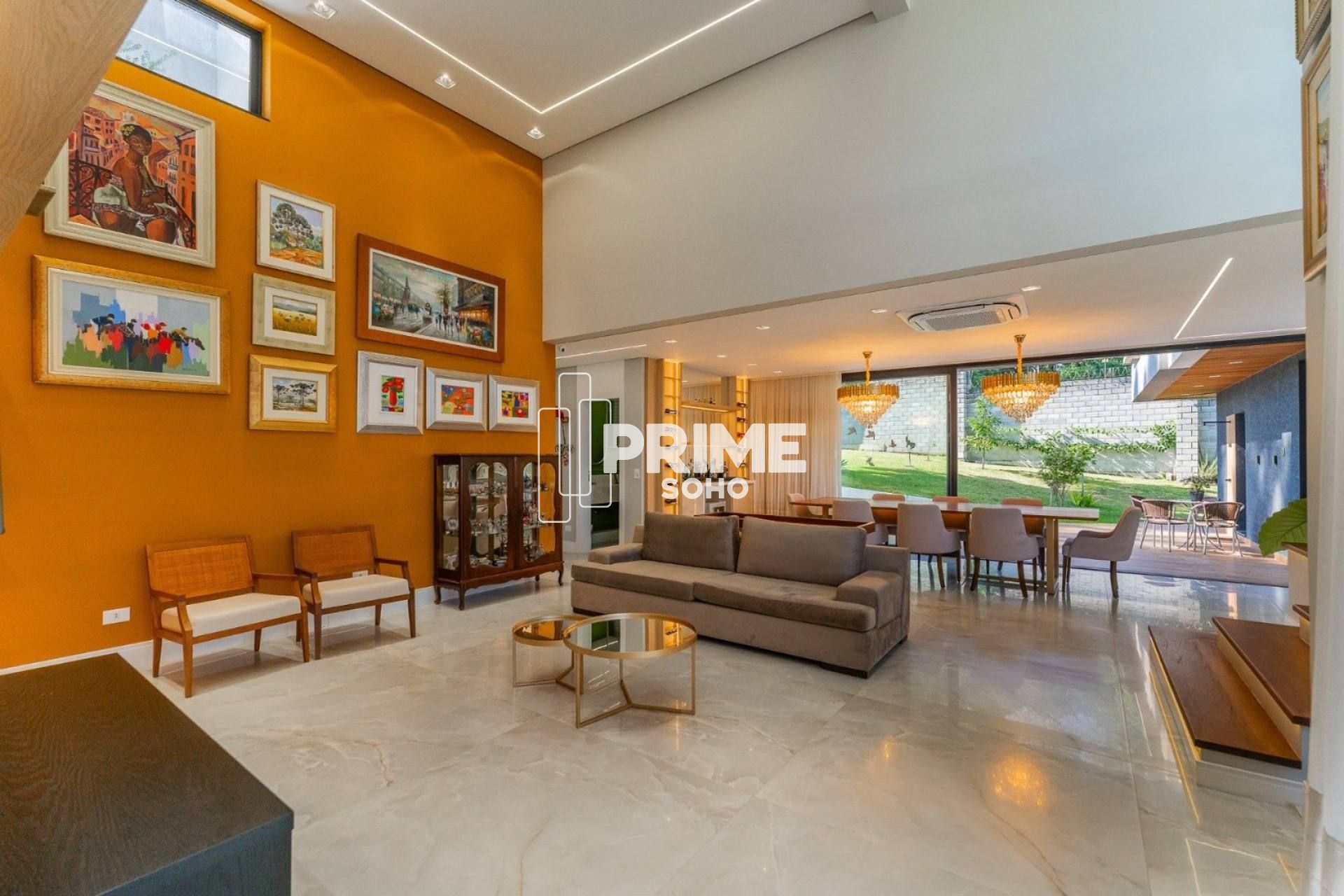 CASA À VENDA EM CONDOMÍNIO COM 3 SUÍTES, 320 M² E PISCINA EM SANTA FELICIDADE