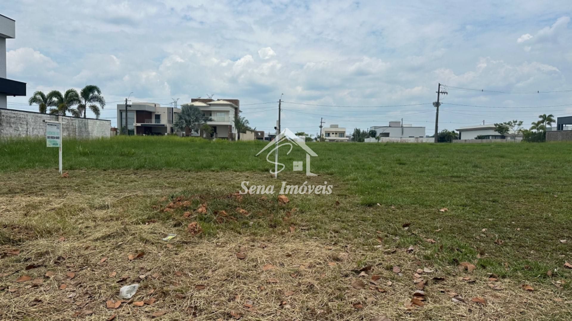 Terreno com 823 metros ALPHAVILLE