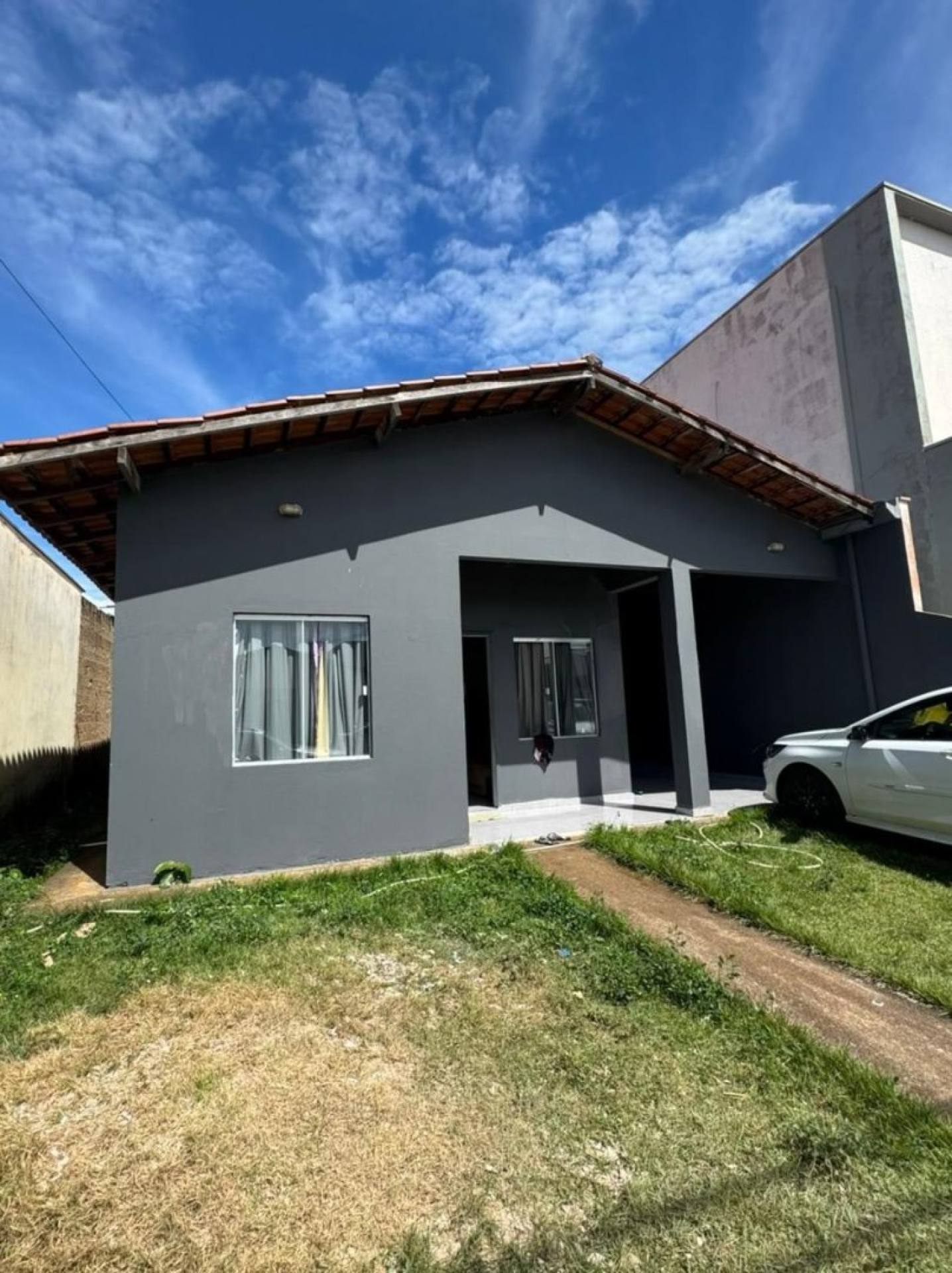 Vende-se CASA - Condomínio NOVA ERA III - Zona Sul - R$ 350mil - Pode Financiar