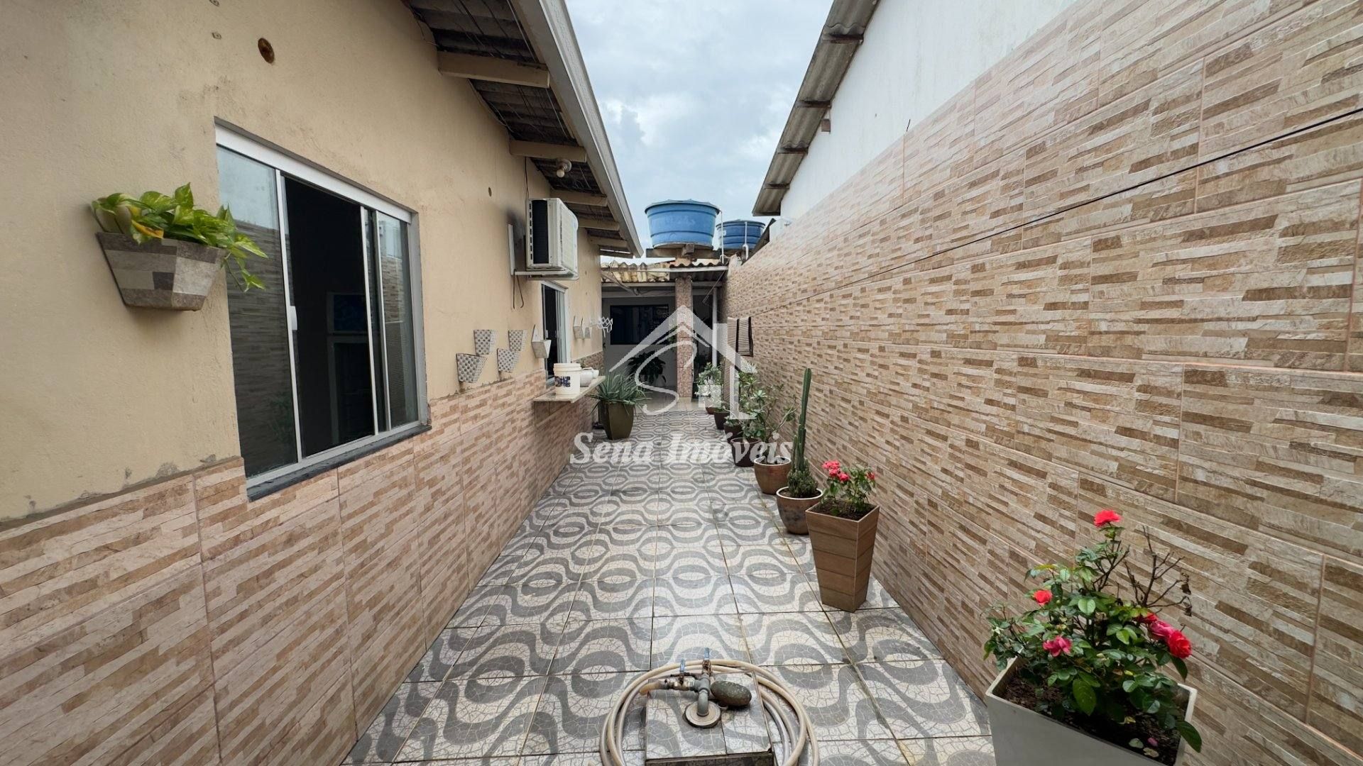 CASA NO BAIRRO JK I PROX. AV. MAMORÉ