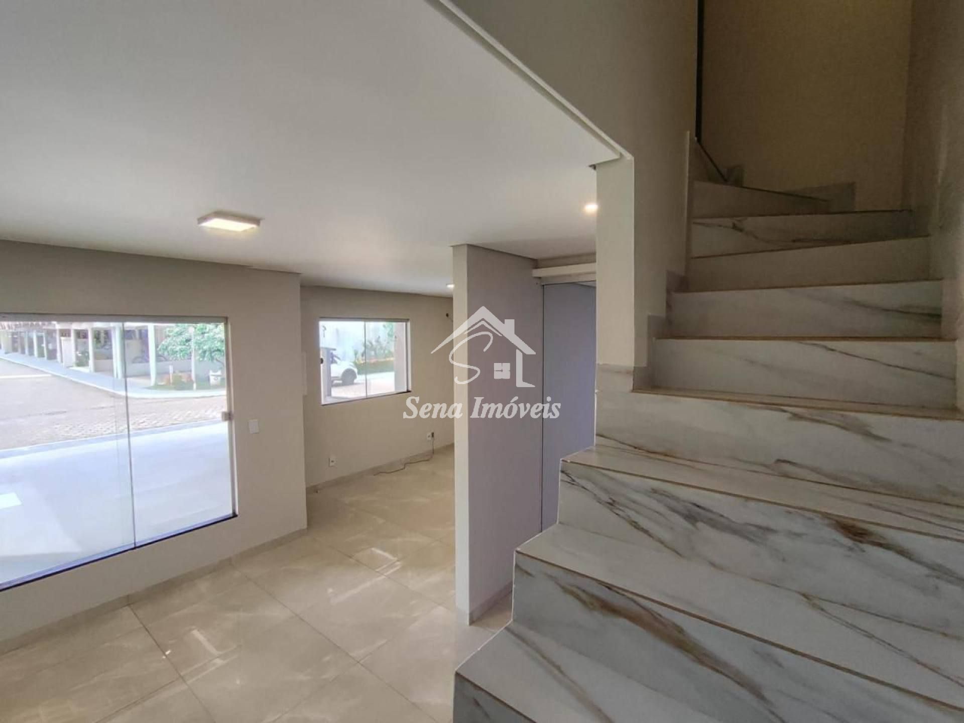 SOBRADO NO CONDOMÍNIO JARDIM VITORIA