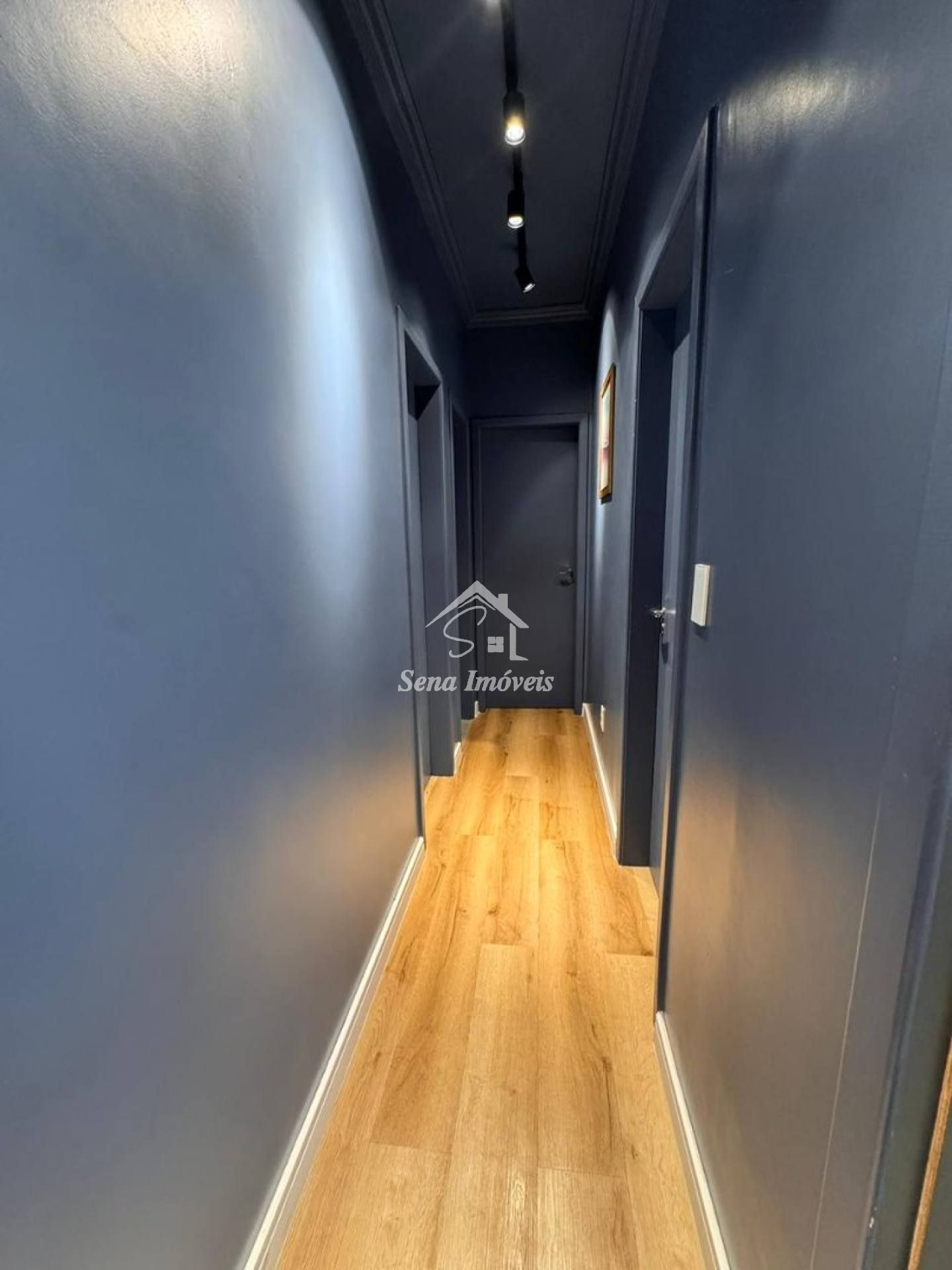 APARTAMENTO COMPLETO NO PINHAIS 2