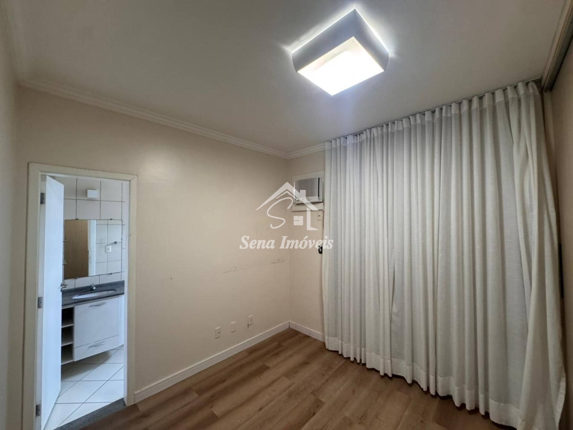 APARTAMENTO COMPLETO NO PINHAIS 2