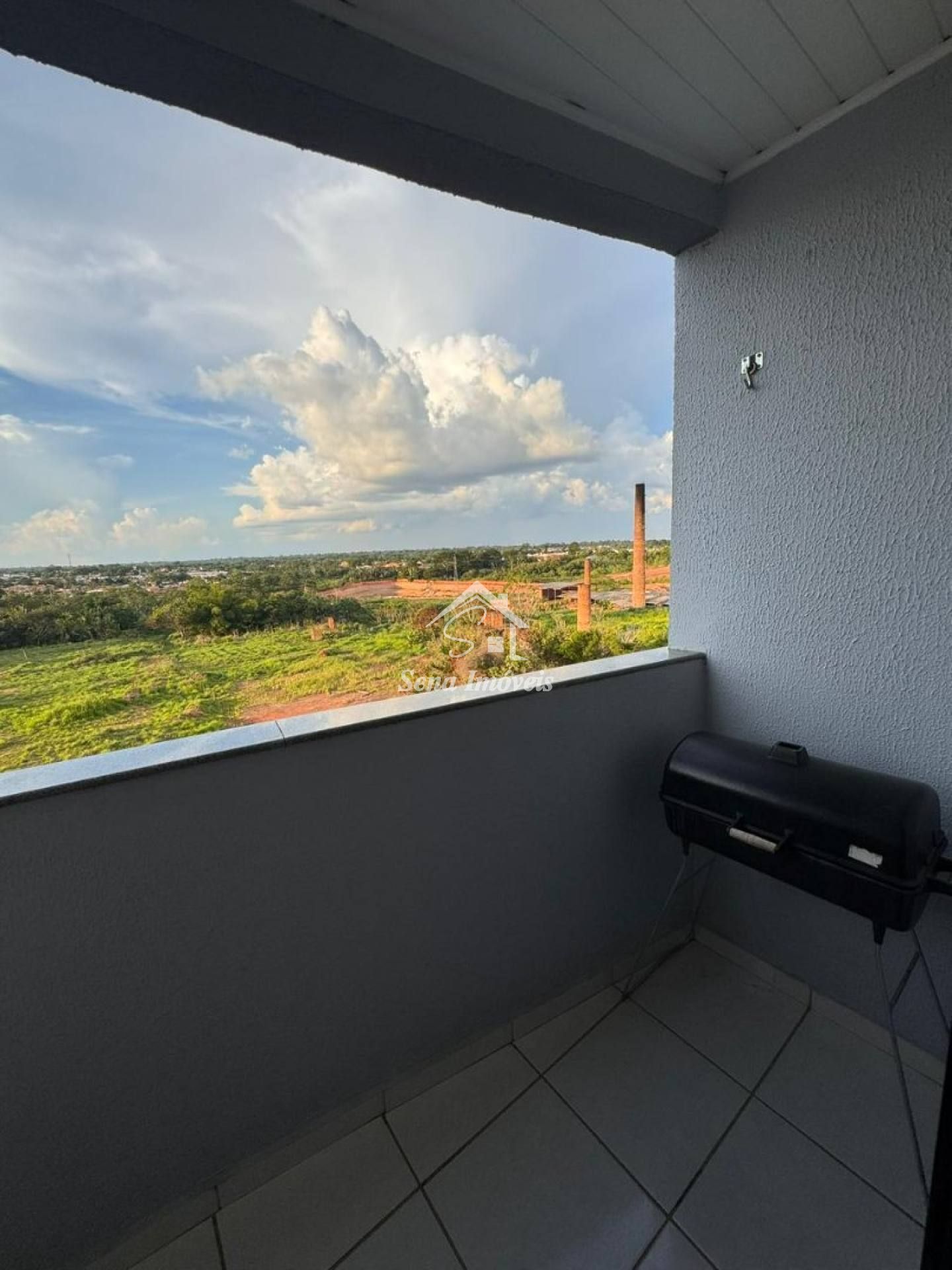 APARTAMENTO COMPLETO NO PINHAIS 2