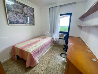 Apartamento no bairro Itaigara