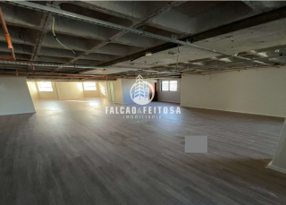 Sala Comercial no bairro Caminho das Árvores