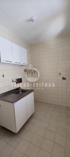 Apartamento no bairro Candeal