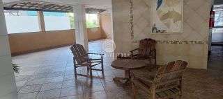 Apartamento no bairro Candeal