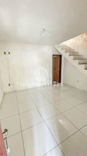 Casa no bairro Monte Gordo (Monte Gordo)