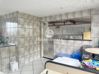 Casa Comercial no Cabula