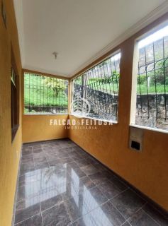 Casa à venda em Itapuã