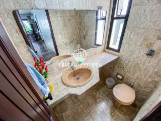 Apartamento à venda na Pituba